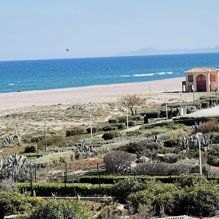 Les Cyclades - 2 Pieces 4 Couchages Port Leucate. Ref: 2cyc_37a Mae-7234